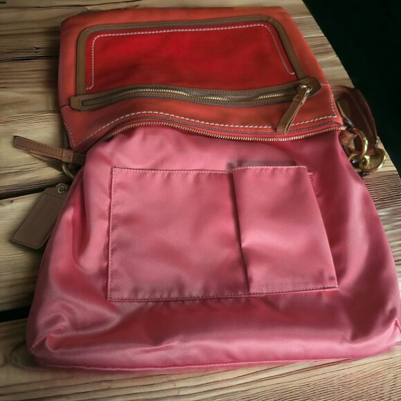 COACH "POPPY" 22432 Leather Color Block Perri Hippie Conv Shoulder/Cross… - Picture 13 of 16